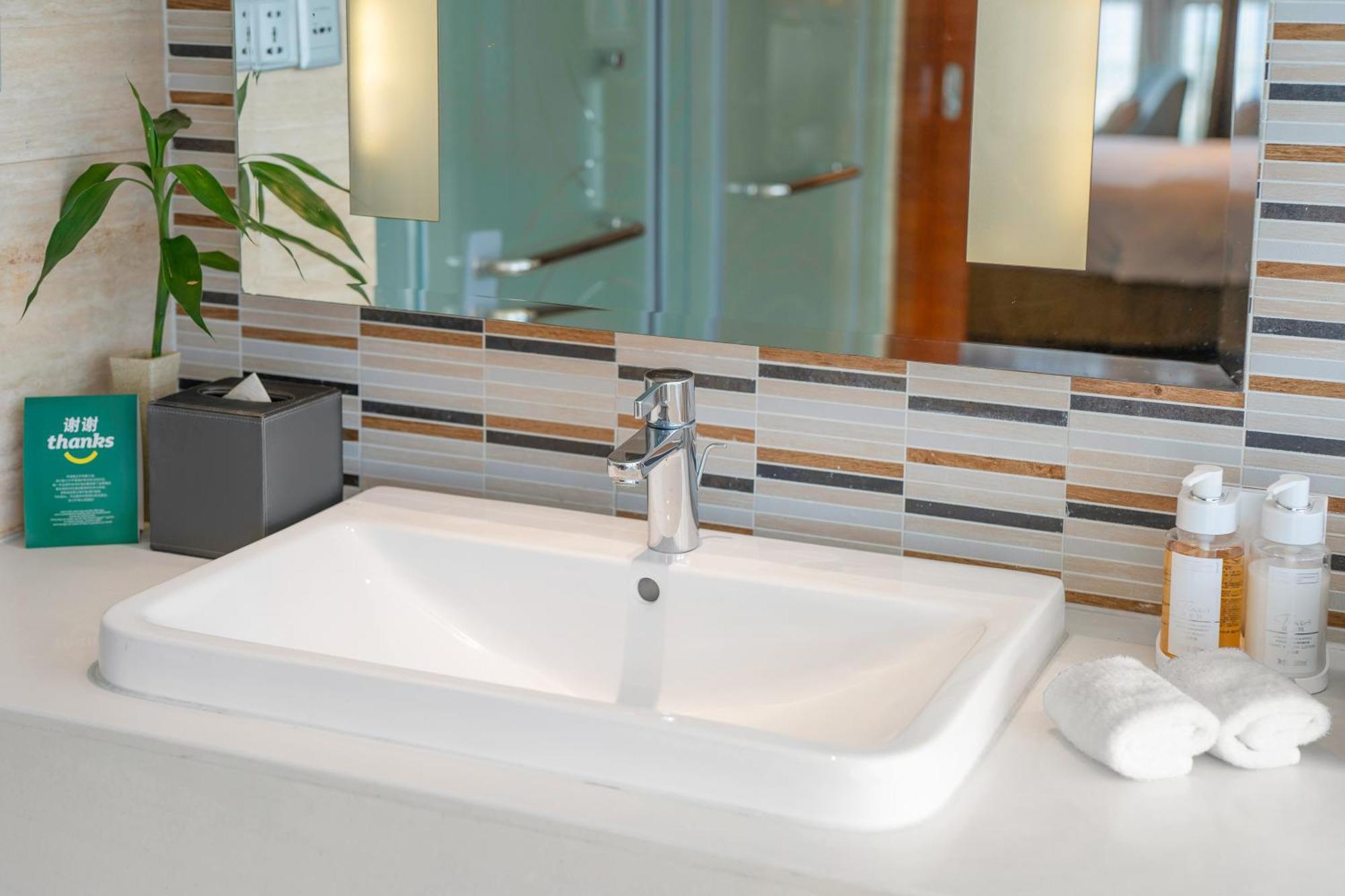 Holiday Inn Chengdu Xindu By Ihg ภายนอก รูปภาพ